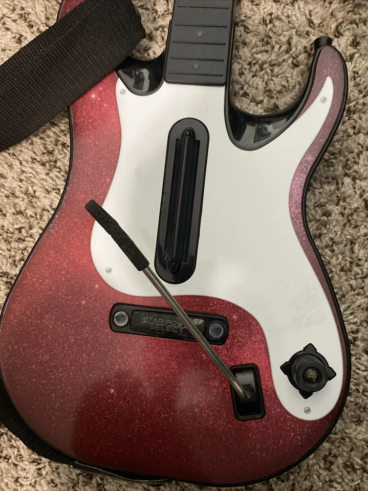 Controle Sem Fio Guitar Hero Band Hero Rock Band 5 Octane - Branco/Vermelho PS2 PS3 - Imagem 2 de 4