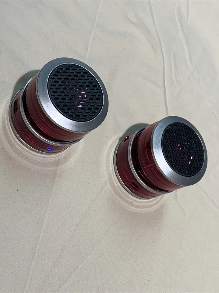 iHome iHM60 Lote de 2 Mini Altavoces Portátiles Recargables Rosa 3.5mm SOLO UNIDADES Foto 4 de 4