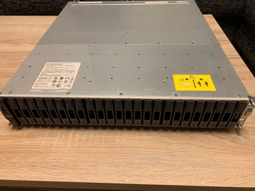 NetApp FAS2240-2 Dual Controller NAS Storage mit 24x 600GB SAS HDD
