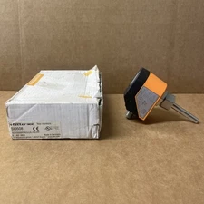 ifm Efector SI8518 Flow Monitor Sensor S10508 w/ E40107 - New in Box