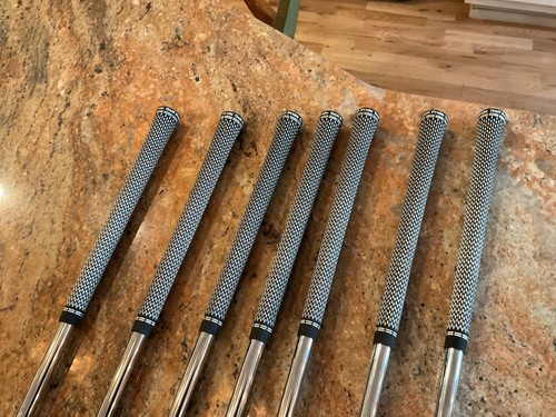 Mizuno S-3 Iron Set 4-pw Project X 6.0 Shafts - Picture 7 of 7