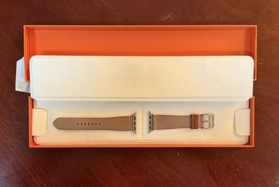Apple Watch Hermès - 42mm Gold/Écru Toile H Single Tour Band
