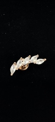 ZELORES EARRINGS ROSE GOLD 16G WITH ARTIFICIAL STONE NEW FASHION NEW DESIGN NEW.