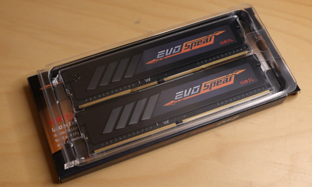 メモリー GeIL Evo Spear DDR4 3200MHz 16GB GeIL EVO SPEAR 16GB (2 x 8GB) 288-Pin DDR4 SDRAM DDR4 3000 (PC4