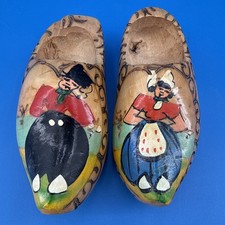 VTG Hand Painted Dutch Wooden Shoes Clogs Wall Decor Pair Made In Holland