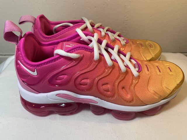 pink and gold vapormax