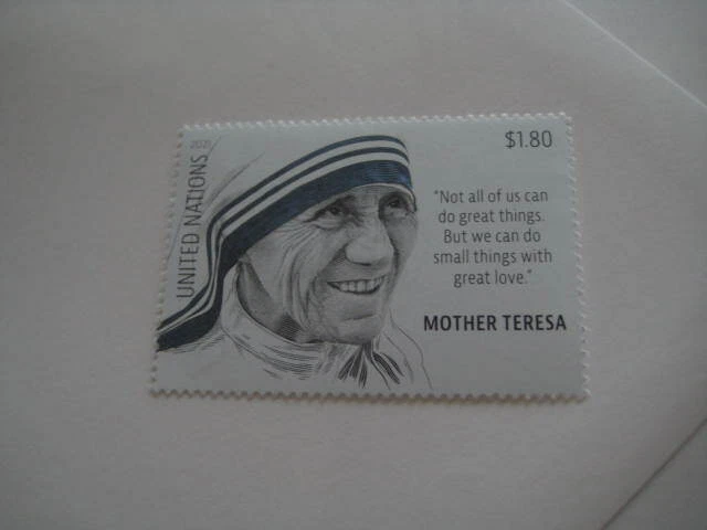 Sello definitivo de las Naciones Unidas 2021 sobre la Madre Teresa - MNH Foto 2 de 2