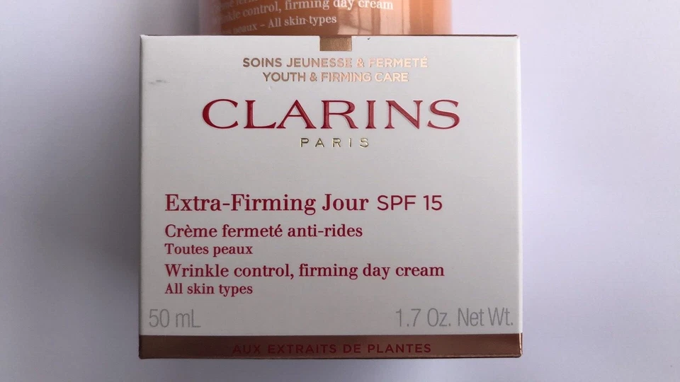 Clarins Extra-Firming Jour SPF 15 Anti-Falten Tagescreme für Alle Hauttypen 50ml - Bild 3 von 4
