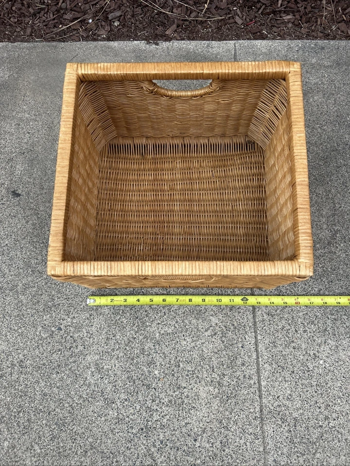 Square Wicker Basket 14" X 12" X 10" - Image 2 of 4
