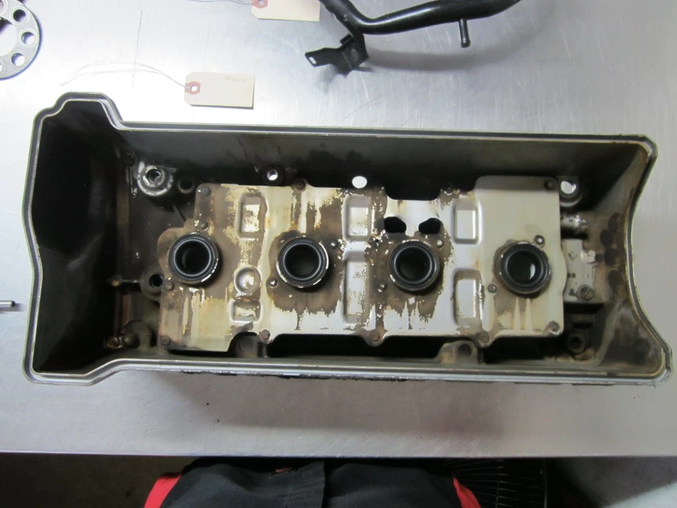 Cubierta de válvula para 10-11 Honda CR-V 2.4 Foto 2 de 4