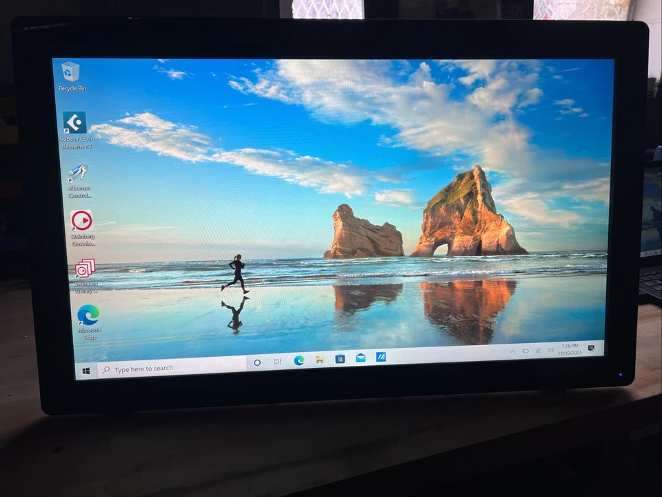 Planar Helium PCT2785 27" FHD Touchscreen Monitor Webcam Microphone USB - Image 3 of 3