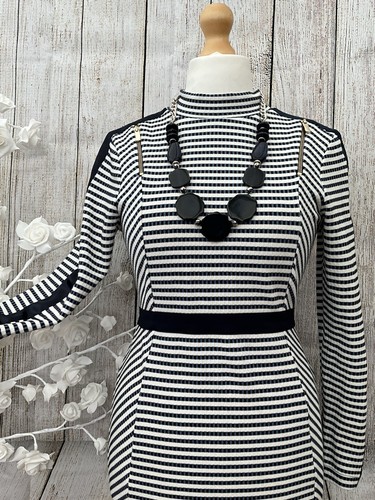 Karen Millen Blue And White Stretchy Dress With Long Sleeves Size 14. - Picture 4 of 14