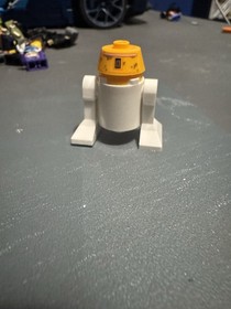 LEGO Star Wars R2-A5 Astromech Droid Minifigure Episode SW0555 Set 75023