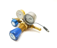Advanced Specialty Gas Equipment B2-30 Dual Gauge Gas Regulator 3000PSI Max In