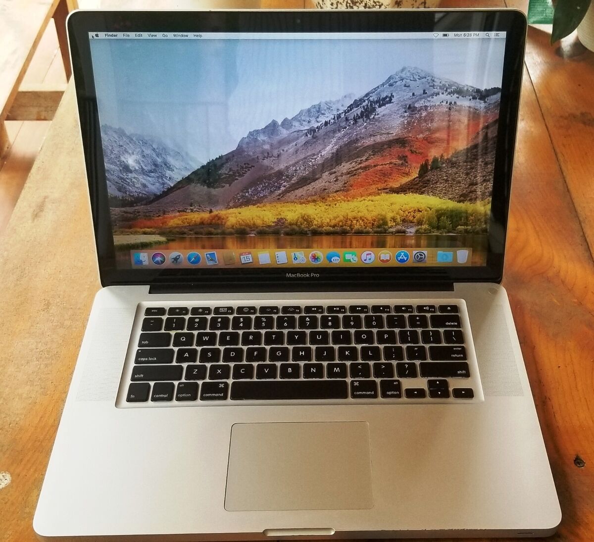 Apple MacBook Pro 15 inch A1286 Mid 2010 i5 500GB HDD Laptop Notebook | eBay Apple MacBook Pro 15 inch A1286 Mid 2010 i5 500GB HDD Laptop Notebook | eBay