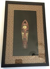 small Mask, size 16.5 x4.5, has the color of gold metal all over and on each si