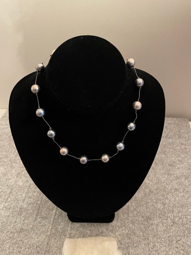 CAROLEE 16” Necklace & Drop Earring Set Faux Silver Pearl Beads - Picture 2 of 6