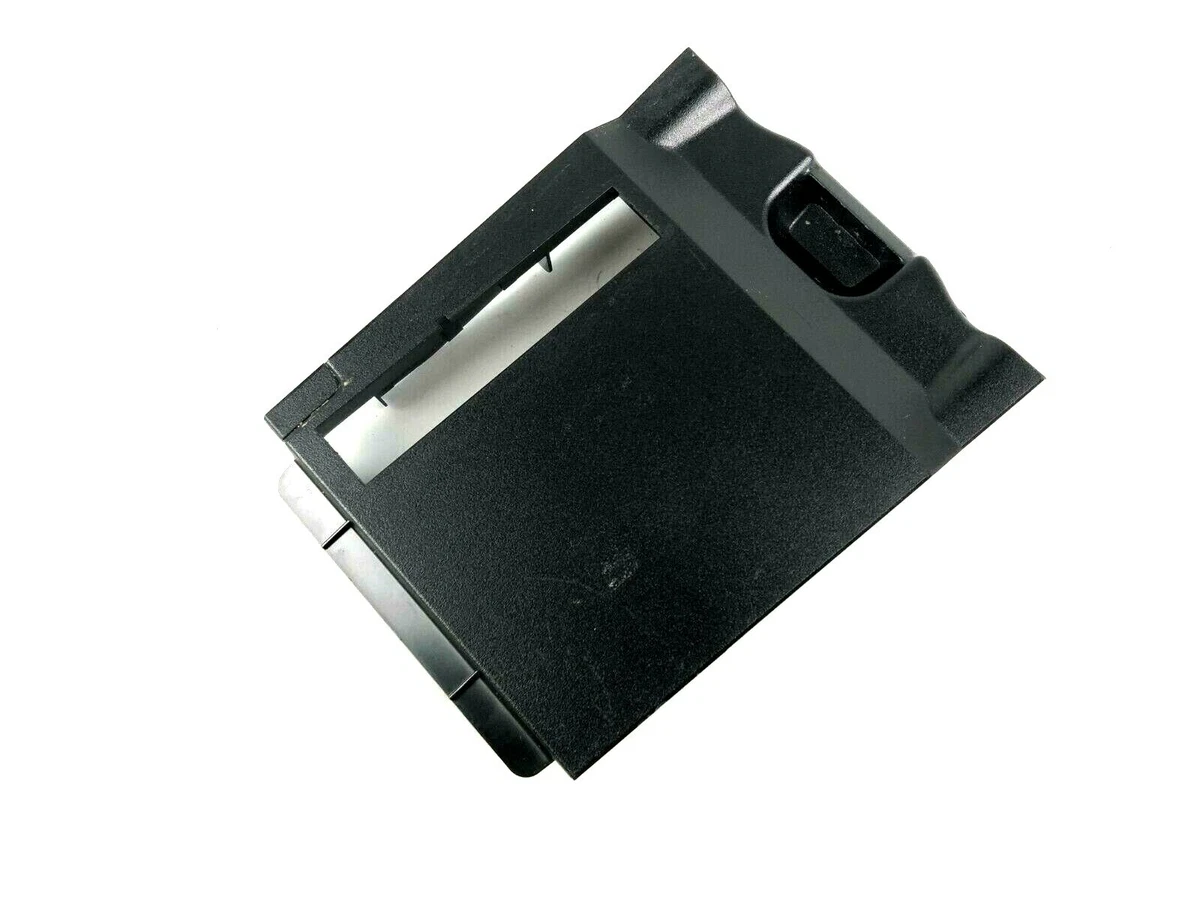 Mercedes Benz CLA Class W117 USB Connector Surround Trim Unit 