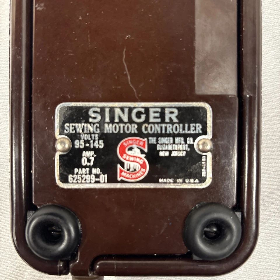 Pedal controlador motor máquina de coser Singer vintage 625299-01 marrón Foto 4 de 4