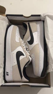 Nike Air Force 1 Low Beige / Weiß / Schwarz - Größe 42