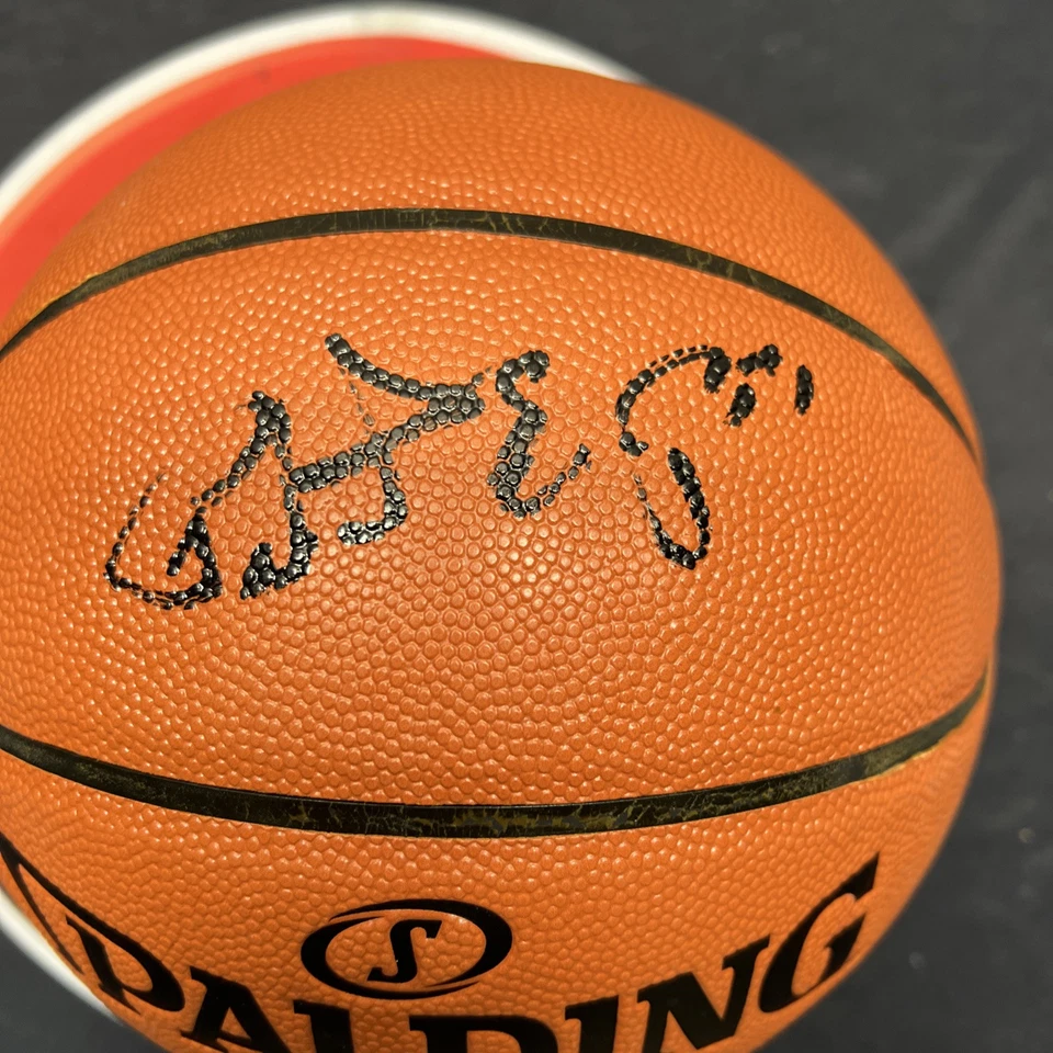 Patrick Ewing Autographed New York Knicks Spalding Basketball Signed Steiner CX - Image 2 of 4