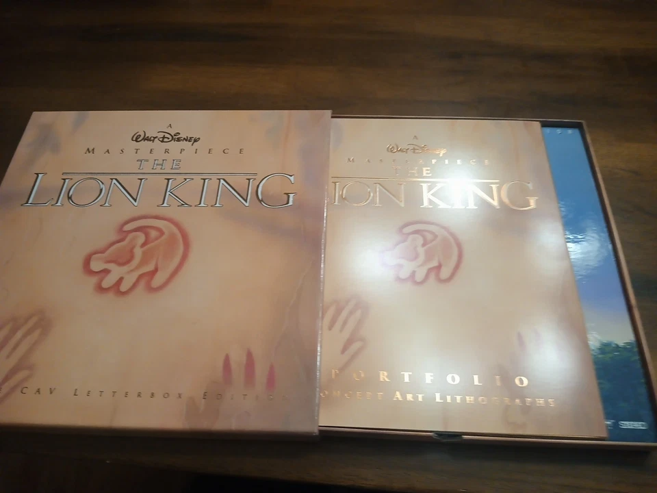 Walt Disney Masterpiece The LION KING Deluxe CAV Letterbox Edition Laserdisc Set - Image 2 of 2