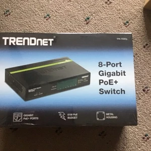 ÉVOLUTION TPE-TG80g 8-Port Gigabit PoE+ Commutateur non géré RJ-45 1Gbps