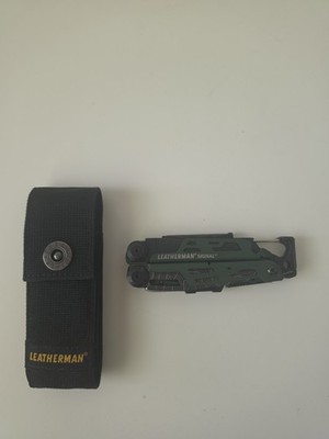 Leatherman Signal Multi-Tool Topo Green W/ Sheath - Very Good