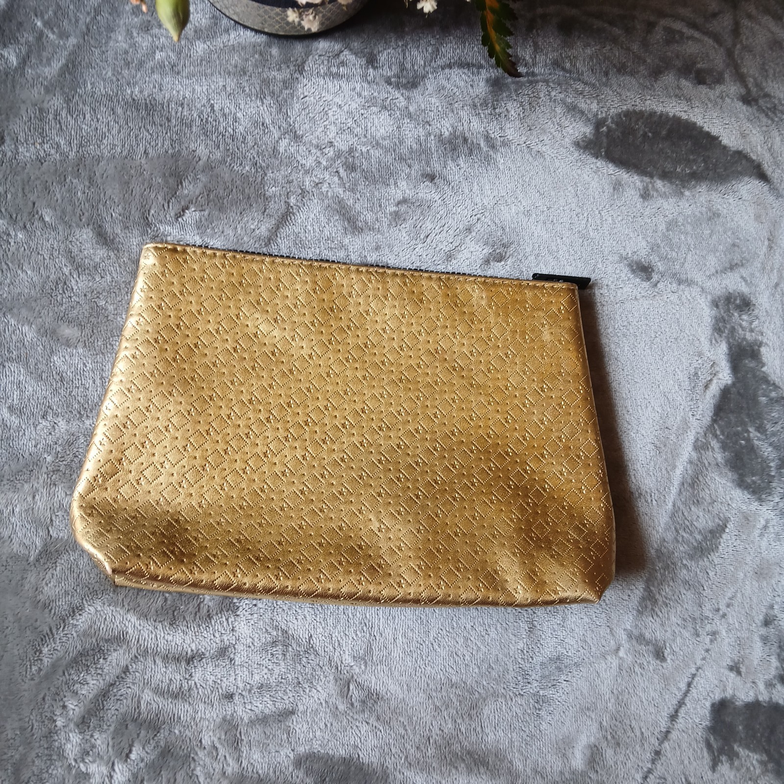 Yves Saint Laurent YSL Beaute Bag Borsa di bellezza cosmetica oro