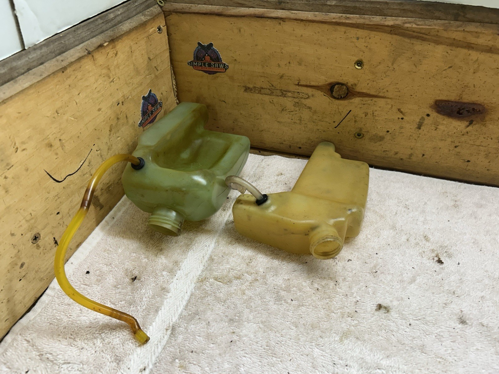 Echo CS-510EVL Chainsaw OEM Fuel Tank And Oil Tank Free Shipping