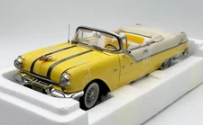 SS-5059 - 1955 Pontiac Star Chief Open Convertible - 1:18 model by SunStar