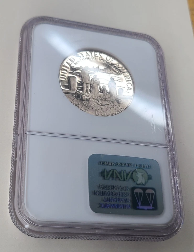 1986-S 50c Statue of Liberty Commemorative Half Dollar NGC PF 69 ULTRA CAMEO  - Image 4 of 4