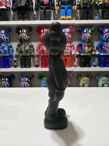 KAWS Companion Black Flayed Open Edition Vinyl Figure 2016 - Picture 3 of 6