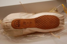 NIB Nikolay Suffolk Ulanova Ballet Pointe Shoes 4 1X X Med Shank Not Re