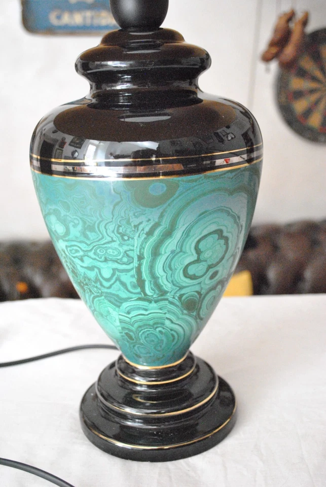 Lampada da tavolo classica salotto grande elegante bordata oro 24kt con paralume - Immagine 4 di 4