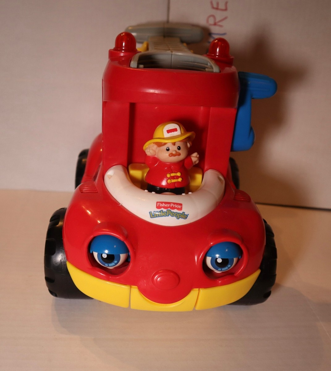 Rare 2002 Fisher Price Little People Talking Fire Truck With