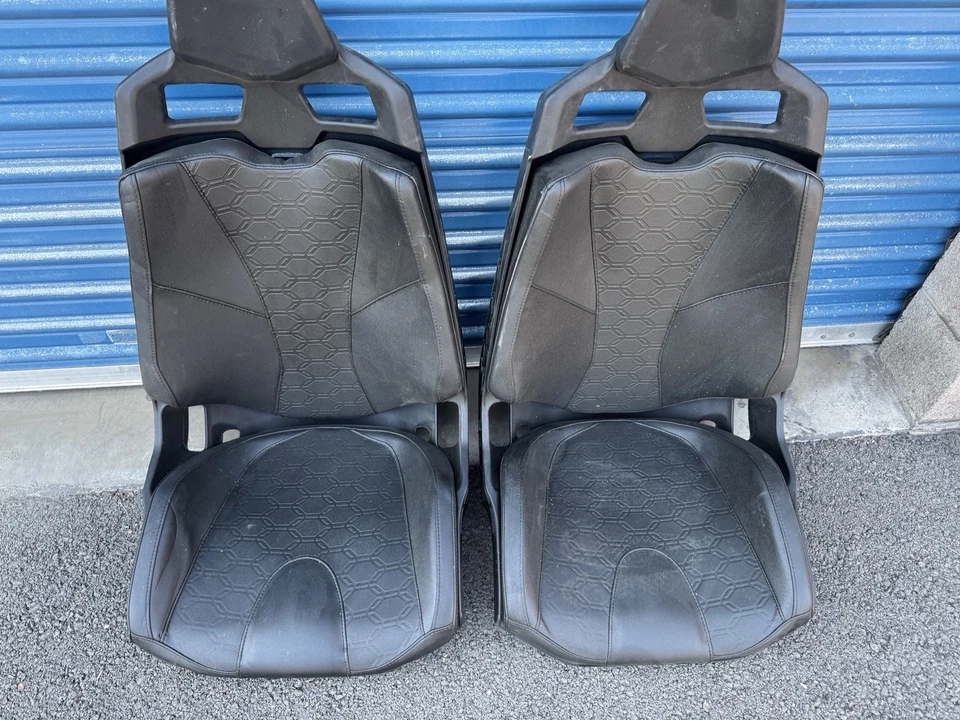 Can Am Maverick X3 2017-25 asientos buen estado (2) Can Am Mav R delantero/trasero Foto 4 de 4