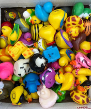 Plastic Rubber Duck Jeep Decor Party Favor Collectible Bath Toy Small AS IS