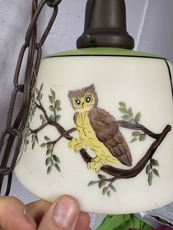 Cadena antigua, luz colgante colgada - con mano, obra de arte de búho pintada  Foto 3 de 4