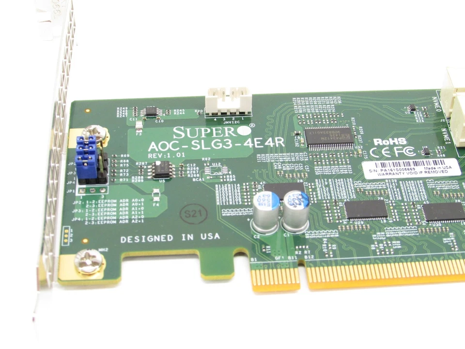 Adaptador de bus host alto Supermicro AOC-SLG3-4E4R cuatro puertos 12,8 GB/s PCIe 3,0 NVMe Foto 2 de 4
