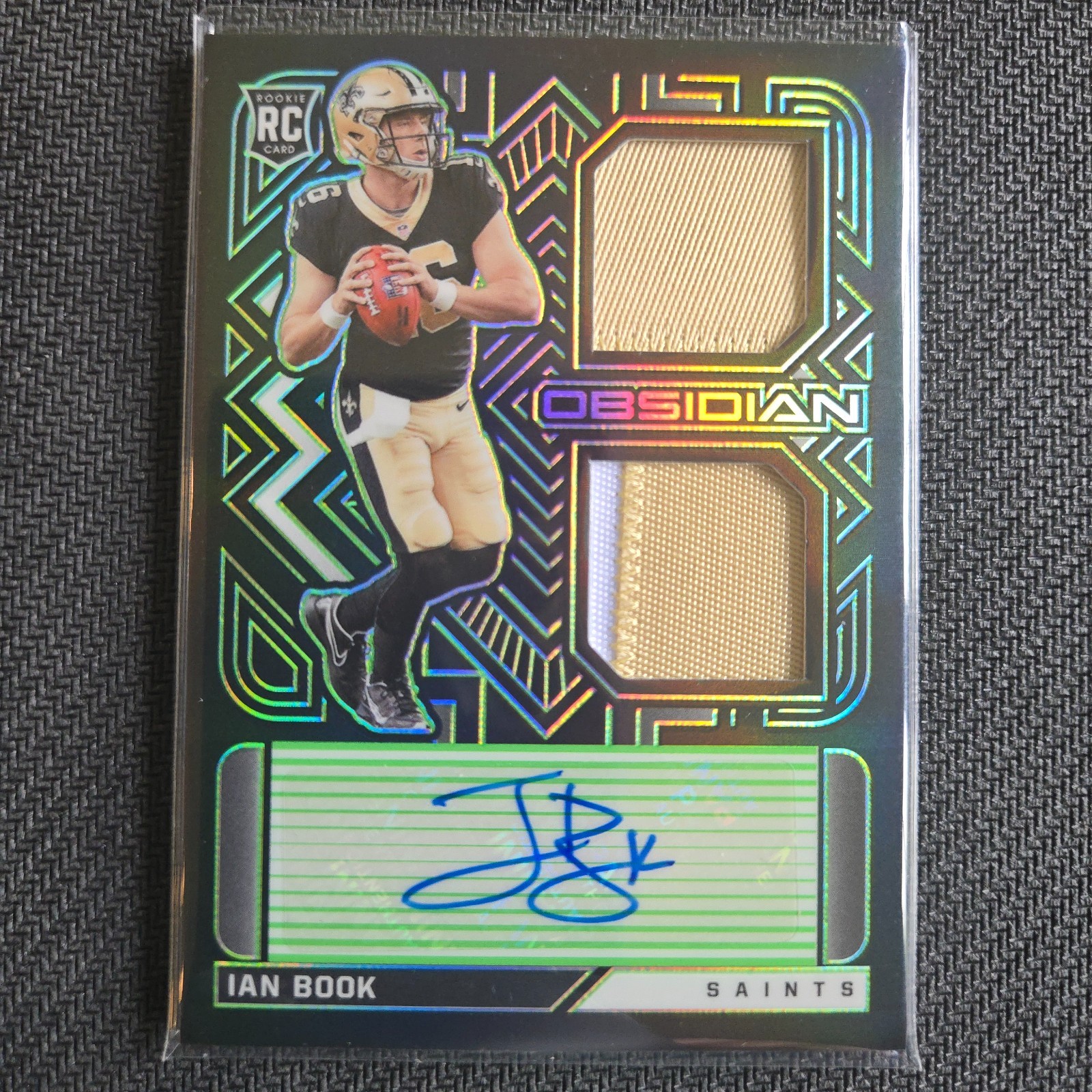 Ian Book Panini Obsidian Rookie Jersey Ink #RJIIB Green Electric Etch