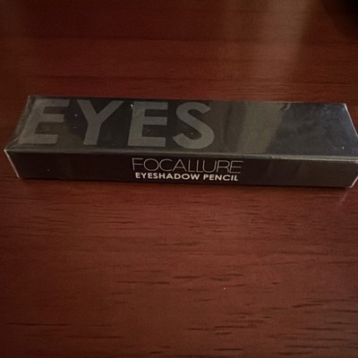 Focallure Eyeshadow Pencil #32/34 Cream. New In Original Package. Fast Shipping!