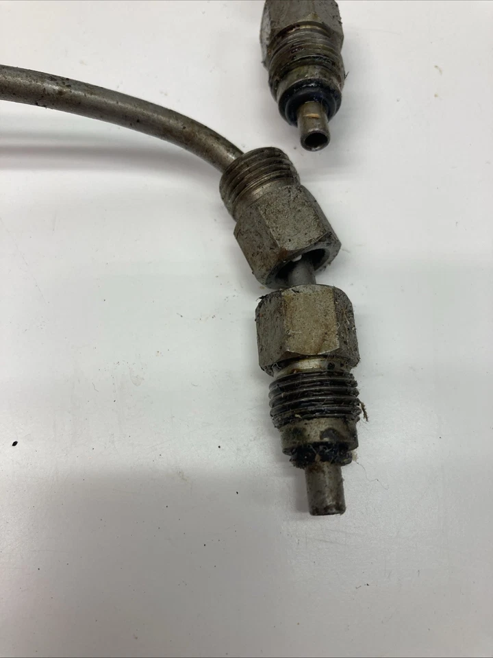 Lote de 10 Pipas MTU 08928628 NUEVAS Old Stock Stewart & Stevenson | EE. UU. VENDEDOR Foto 3 de 4