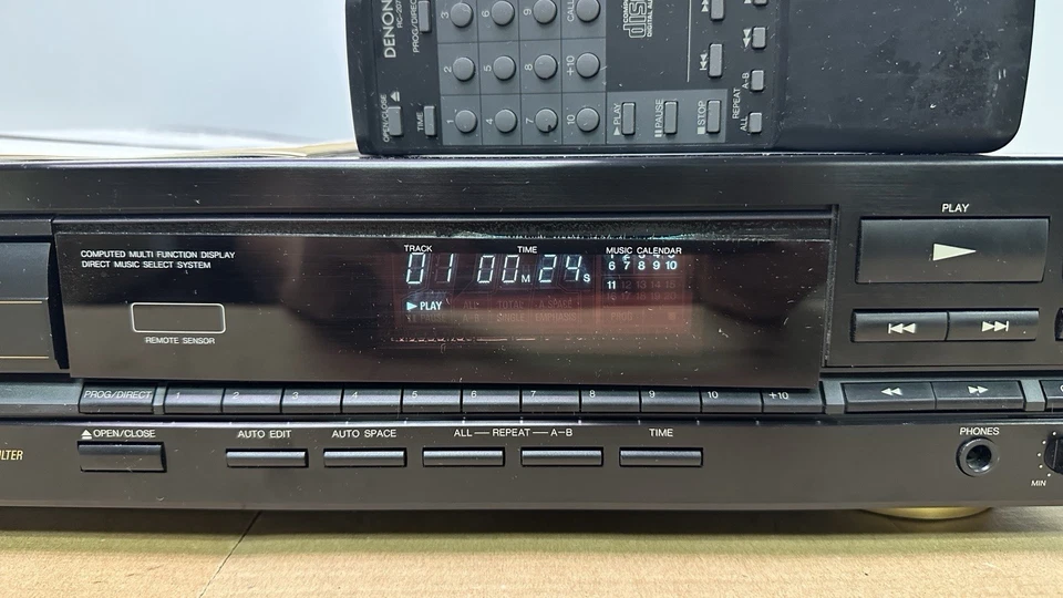Denon DCD-620 Audiophile Single CD Player 20Bit 8x Oversampling W/ Remote Tested - Image 4 of 4