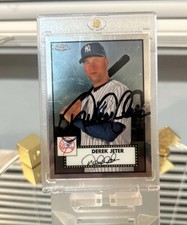 Derek Jeter Autograph 2021 Topps Chrome Platinum On Card Auto Yankees IP 