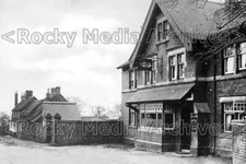 rdd-61 The Fox Inn, Dosthill nr Tamworth, Staffordshire. Photo