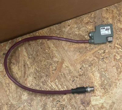 ABB   PDP21 (1SAJ240000R0005)   PROFIBUS DP FieldBusPlug 0.5 m Cable