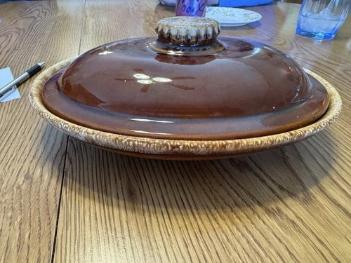 Hull Pottery USA Brown Drip Glaze Oven Proof Spaghetti Plate 10.75”