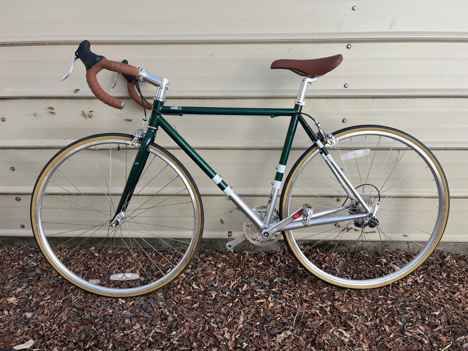 (Used) State Bicycle 4130 Road Commuter Bike in Hunter Green size 52 (350.00 USD) (Used) State Bicycle 4130 Road Commuter Bike in Hunter Green size 52 (350.00 USD)
