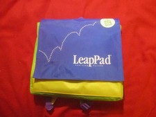 Leap Frog LeapPad 2001 Learning System w/ 6 Books, 8 Cartridges Case